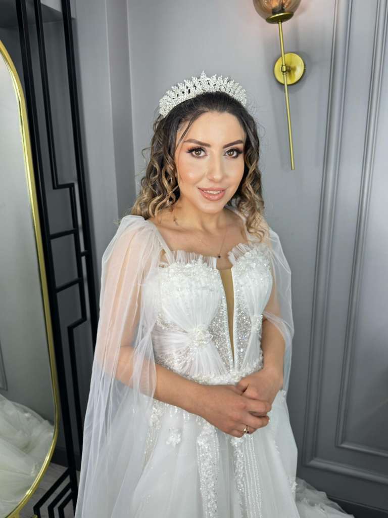 Ankara Türban Tasarım / Ankara Gelin Başı / Ankara Profesyonel Makyaj / Ankara gelin türbanı / Ankara Gelin Makyajı / Ankara gelin saç makyaj