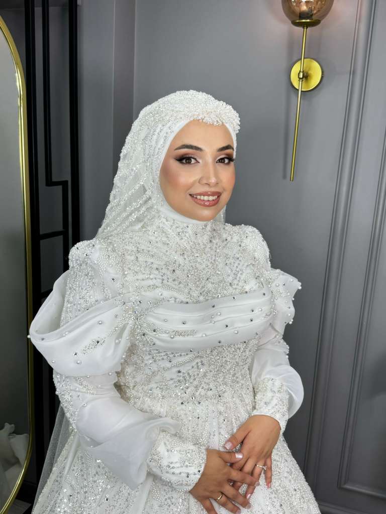 Ankara Türban Tasarım Ankara Gelin Başı Ankara Profesyonel Makyaj Ankara gelin türbanı Ankara Gelin Makyajı Ankara gelin saç makyaj Ankara Gelin Türban Tasarım ve Profesyonel Makyaj
